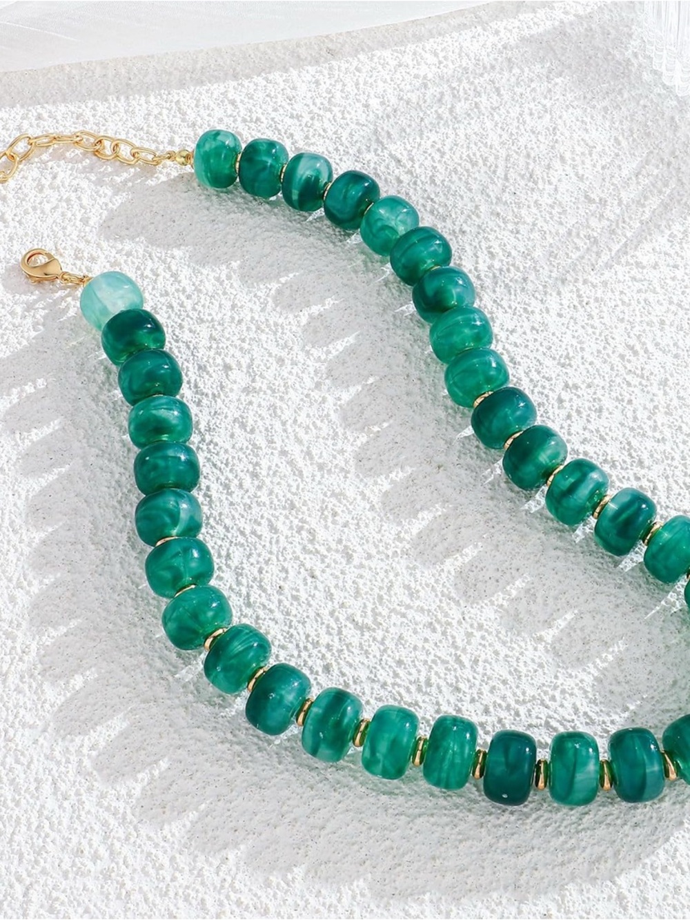 Dark Green Marbled Beaded Necklace - Picture 5 of 6